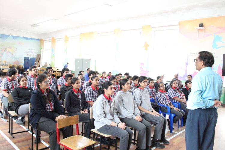 Career Counselling Session addressed by Principal, EOIS KV Moscow 12.04.2024